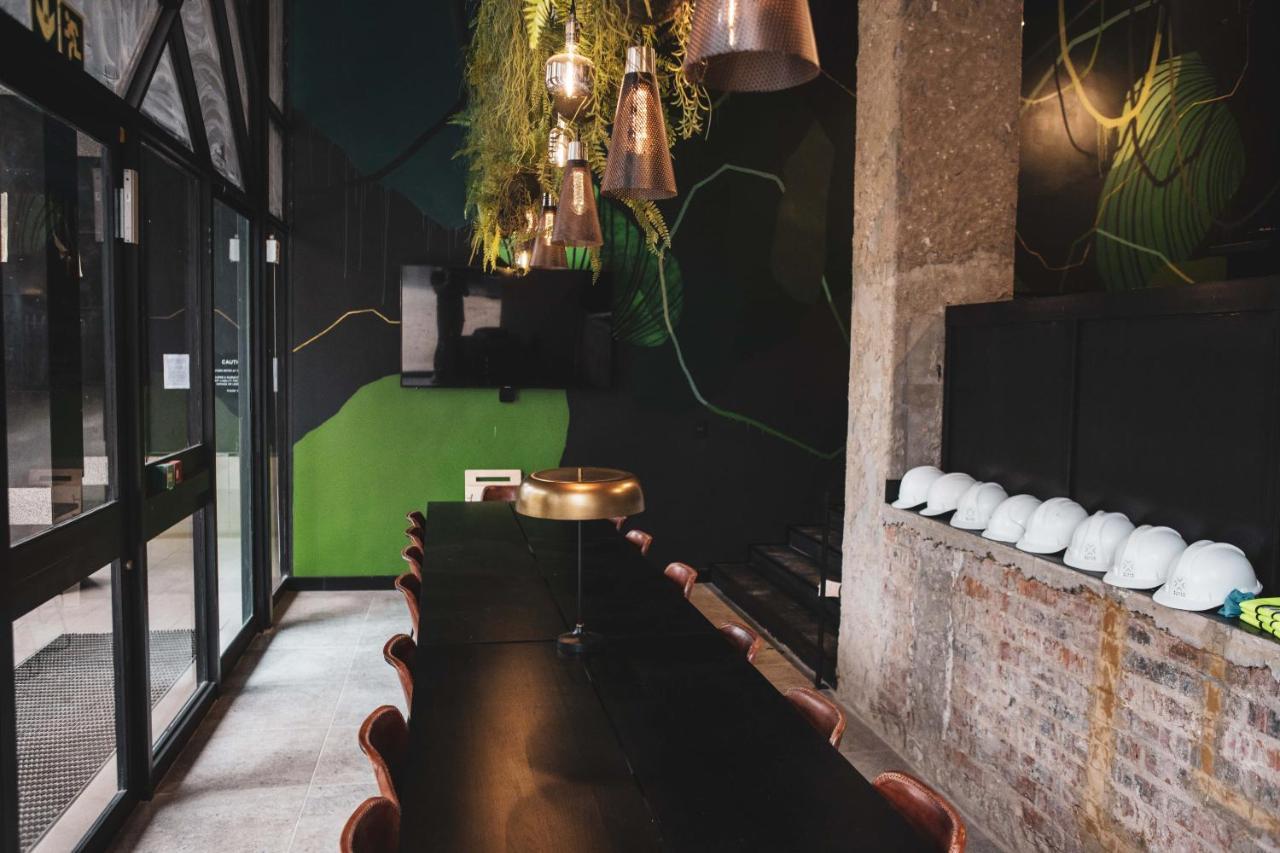 Blackbrick Sandton One Johannesburg Bagian luar foto